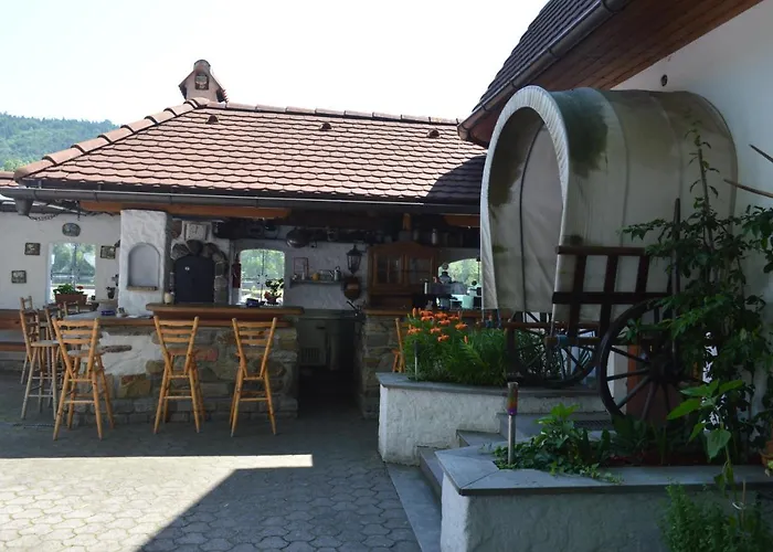 Hinterleithner Hotel *