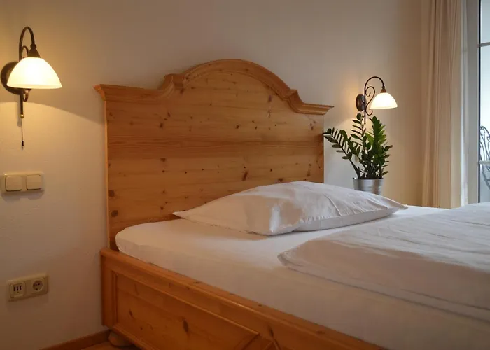 Hinterleithner * Persenbeug